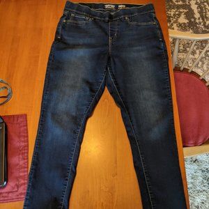Levi's Sig. Totally Shaping Pull ON Skinny 16M